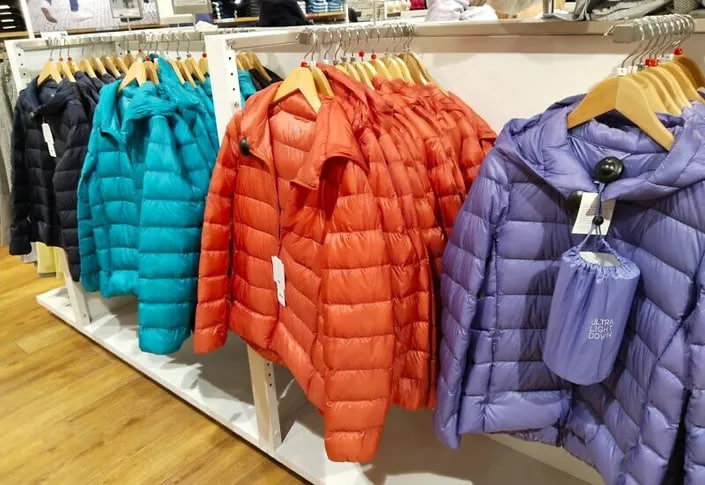 วิธีซักเสื้อขนเป็ดให้ถูกวิธี? Uniqlo ประเทศญี่ปุ่นแชร์เคล็ดลับการซักเสื้อขนเป็ดทั้งแบบซักมือและซักเครื่อง