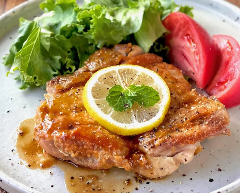 สูตร “ไก่ทอดพริกเกลือมะนาวหนังกรอบ” ทำเองที่บ้านได้ อร่อยระดับภัตตาคาร ใน 3 ขั้นตอนง่ายๆ!